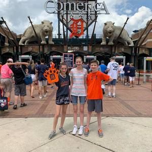 Meet your Posher, Andrea